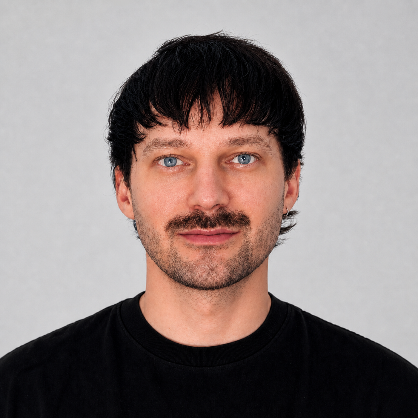 Anton Nevin — Senior Product Designer